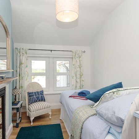 Moonbeam House Villa Freshwater Bagian luar foto